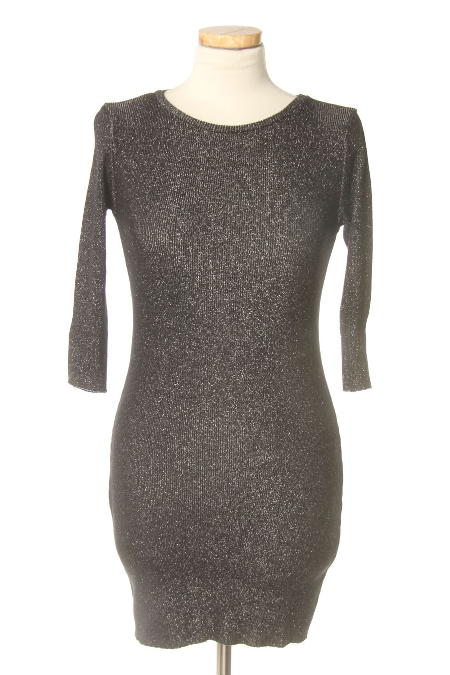 Robe casual Stradivarius de la taille S, de couleur noir