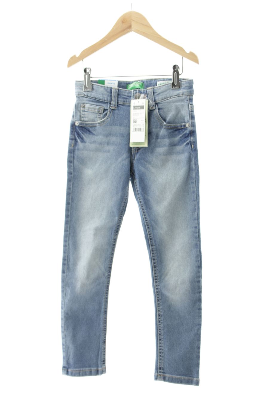 Jeans Benetton de la taille 6 ans de denim avec une étiquette