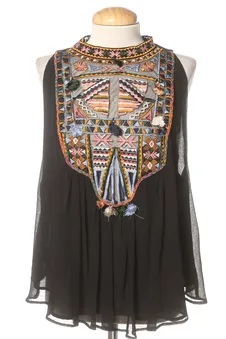 Blusa de manga corta M PERCENTIL, foto 1 de 2