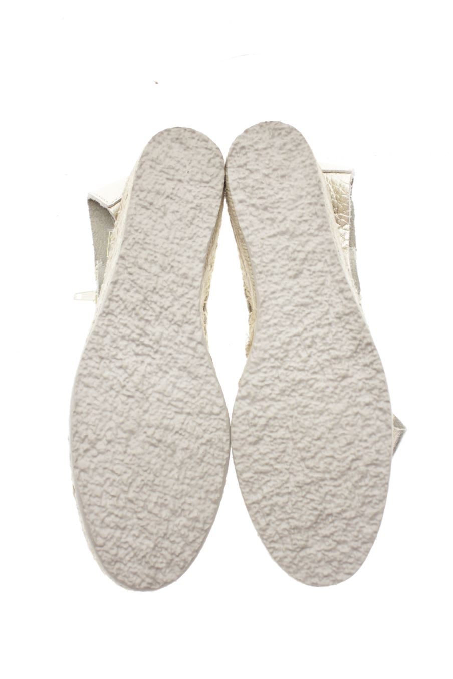 Sandalias tacon de BIMBA Y LOLA de la talla 37, de color dorado de