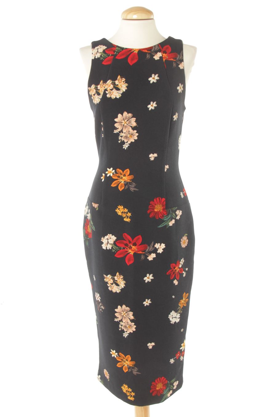 Vestido casual de Zara de la talla S, de color flores