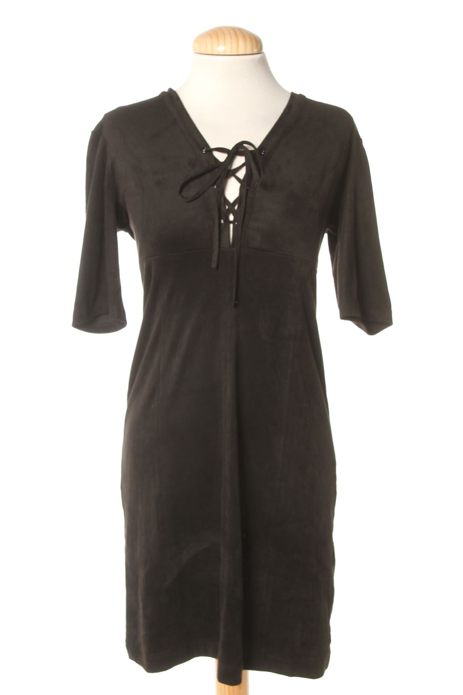 Robe casual Amichi de la taille S, de couleur noir