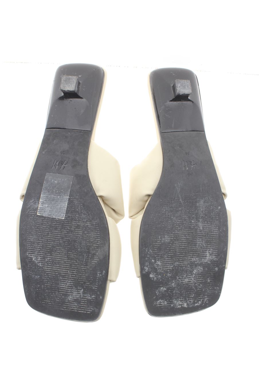 Sandalias tacon de H&M de la talla 39, de color beige de