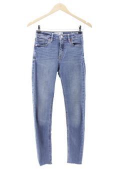 Jeans 32 Zara, photo 1 sur 2