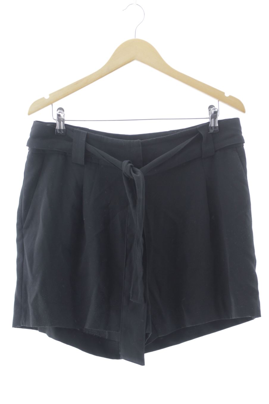 Shorts H&M de la taille 44, de couleur noir