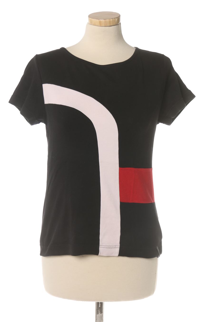 T-shirt Street one de la taille 38, de couleur noir