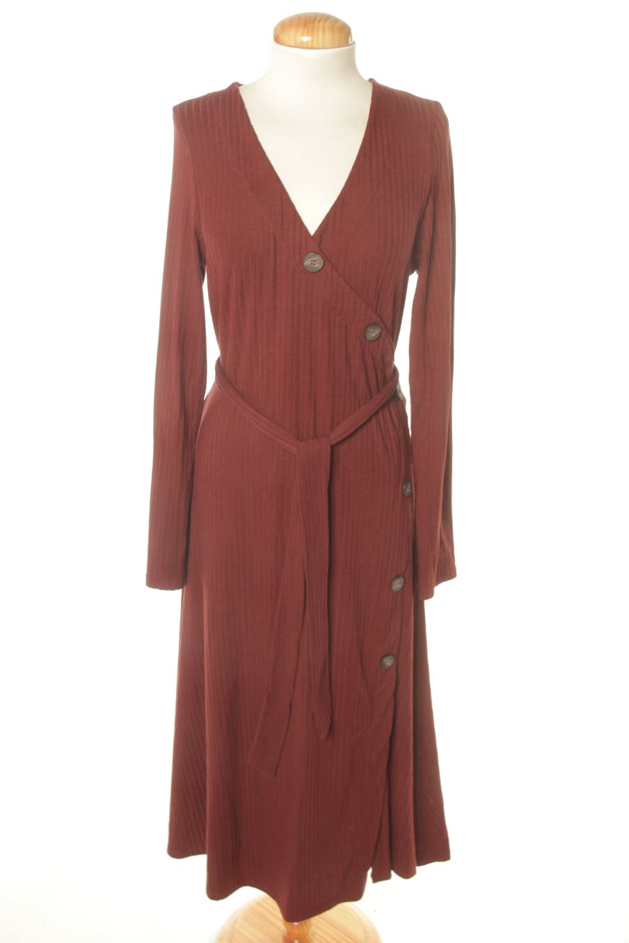 Robe casual Mango de la taille L, de couleur bordeaux