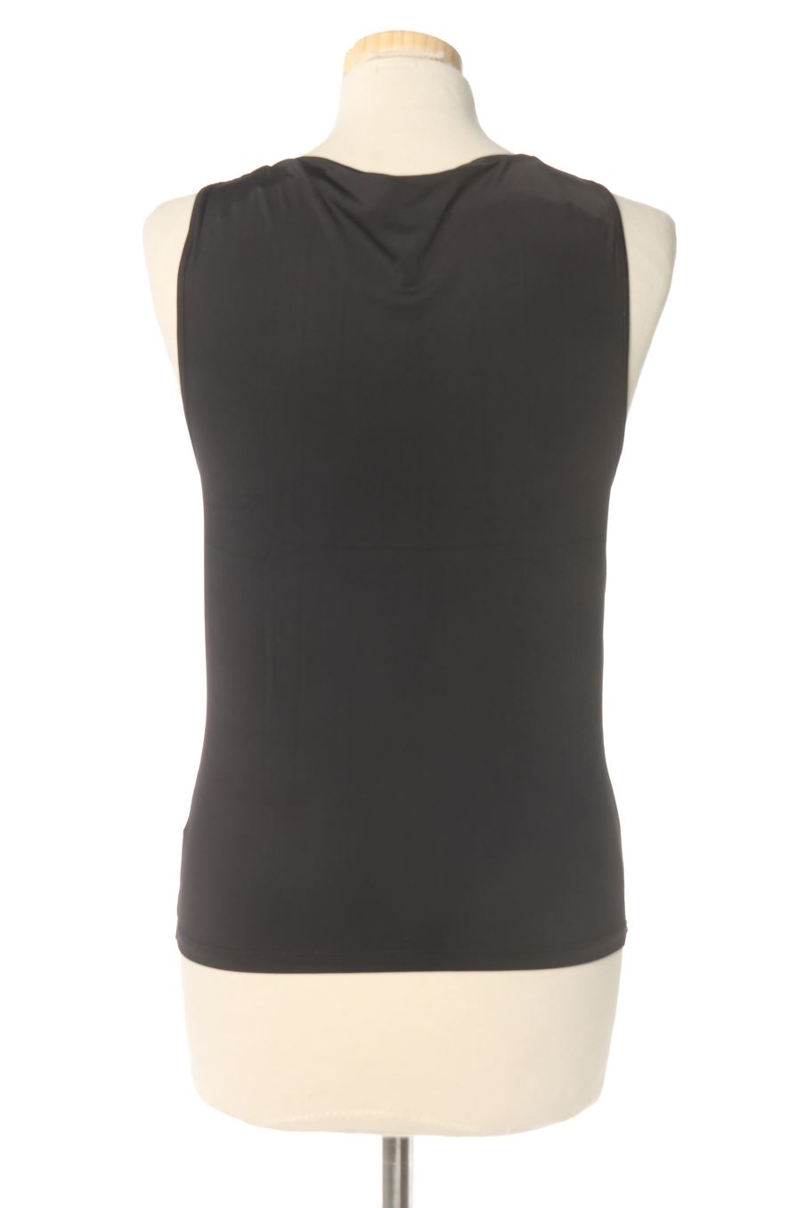 Top de Zara de la talla M, de color negro
