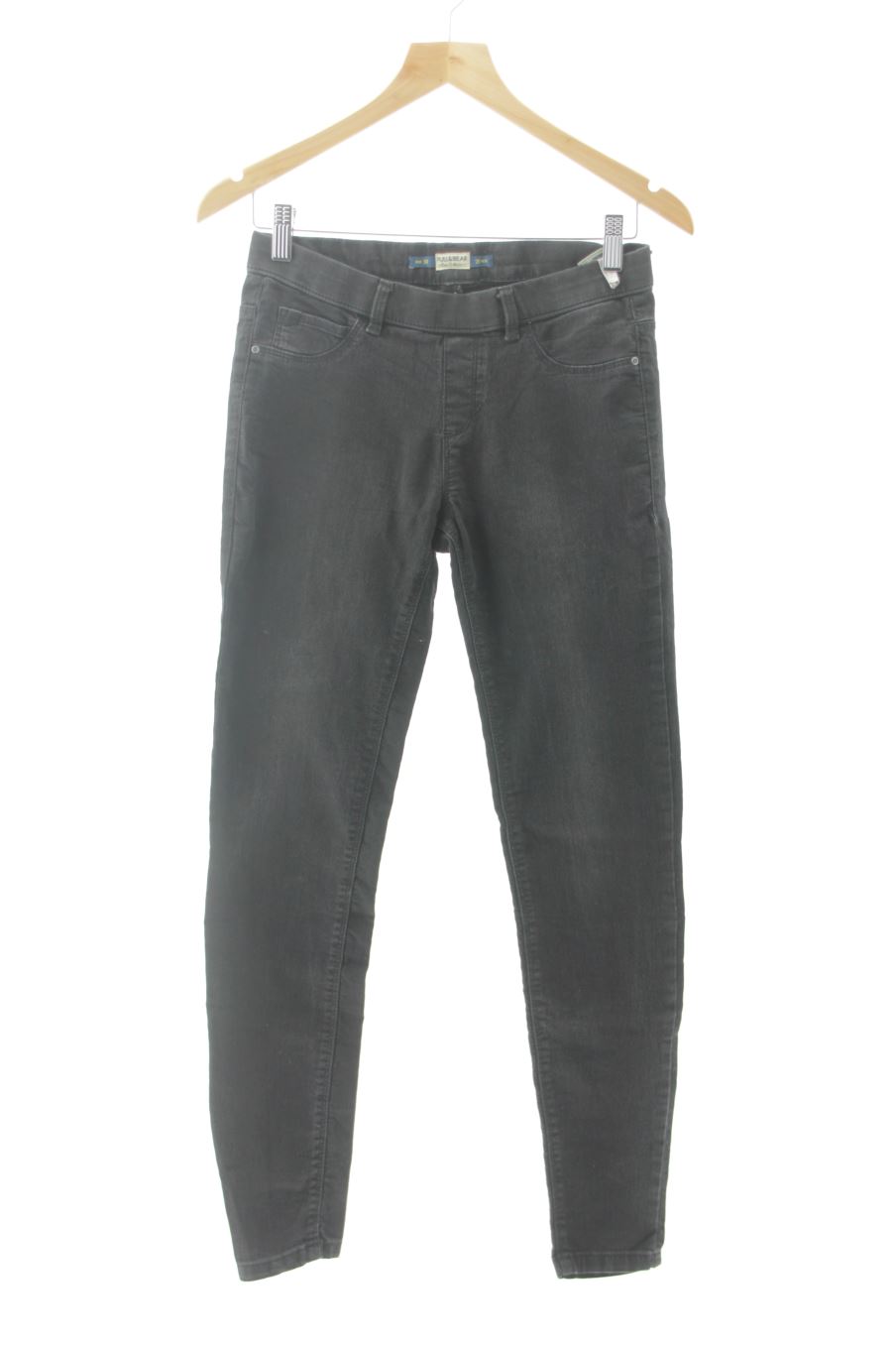 Jeans Pull & Bear de la taille 38, de couleur noir de denim