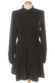 Vestido casual M Stradivarius, foto 1 de 2