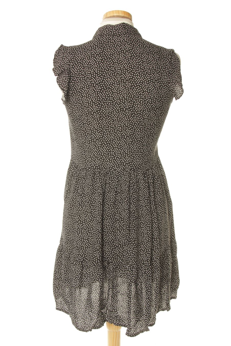 Vestido casual de Stradivarius de la talla XS, de color negro
