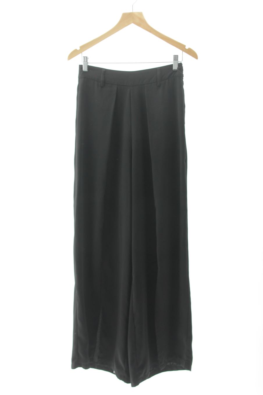 Pantalón de Stradivarius de la talla M, de color negro