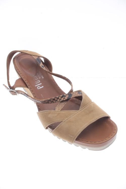 Sandalen mit Absatz