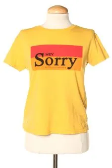 Camiseta XS Bershka, foto 1 de 2