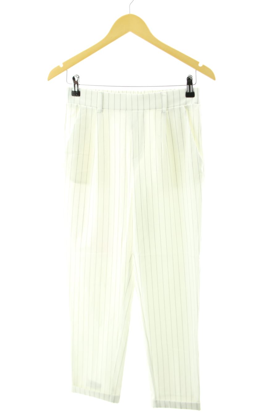 Pantalon Stradivarius de la taille M, de couleur blanc