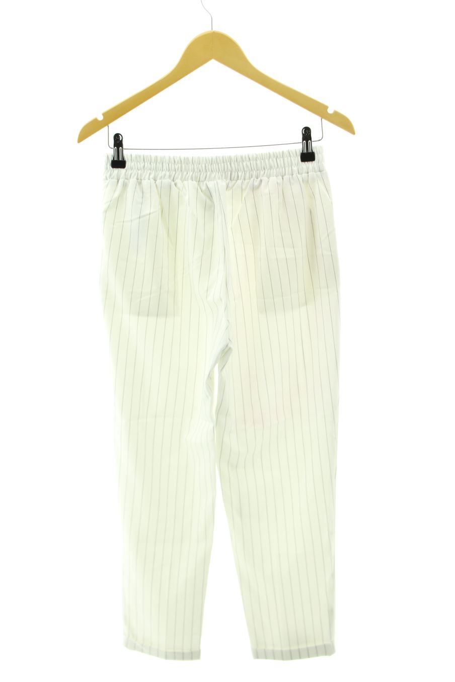 Pantalon Stradivarius de la taille M, de couleur blanc
