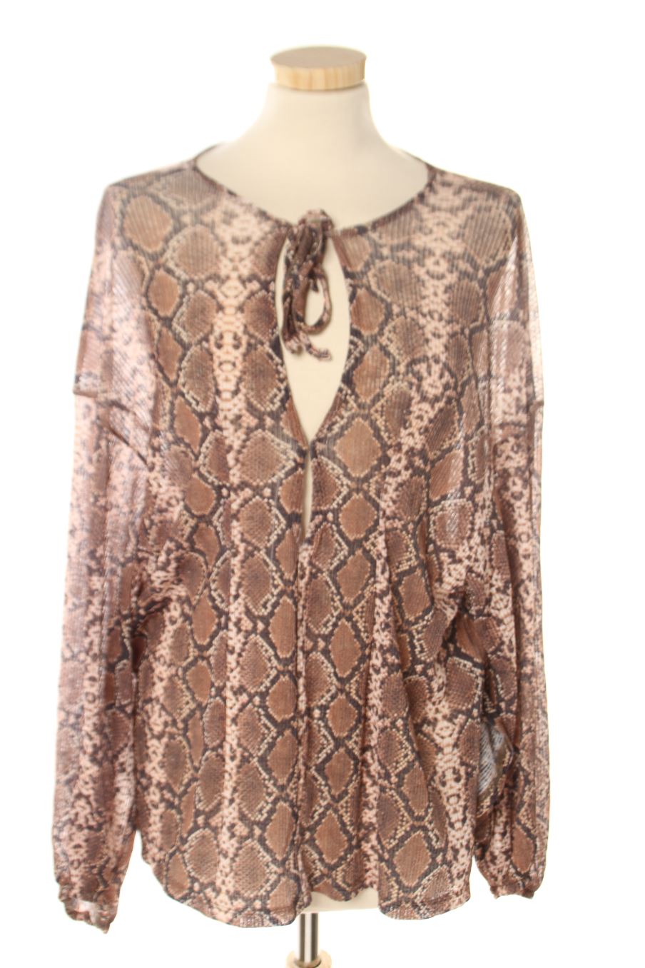 Blusa de manga larga de Pull & Bear de la talla S, de color animal print