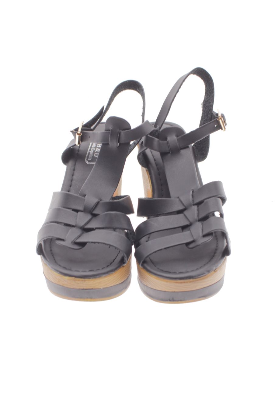 Sandalias tacon de H&D de la talla 38, de color negro de