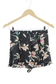 Shorts XS Zara, photo 1 sur 2