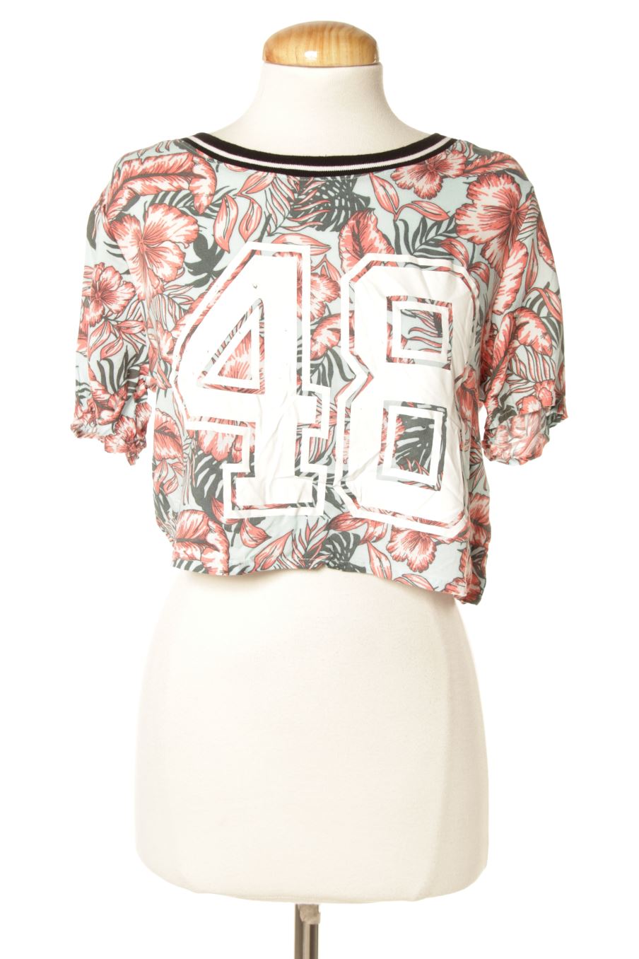Blouse à manches courtes H&M de la taille 34, de couleur fleurs