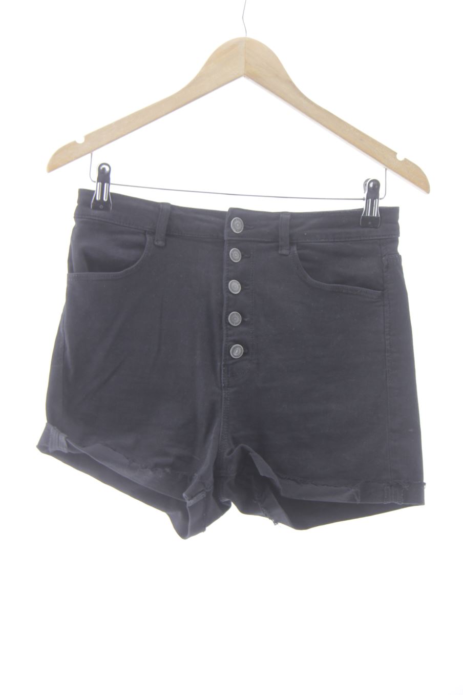 Pantalón corto de Stradivarius de la talla 38, de color negro de ropa vaquera