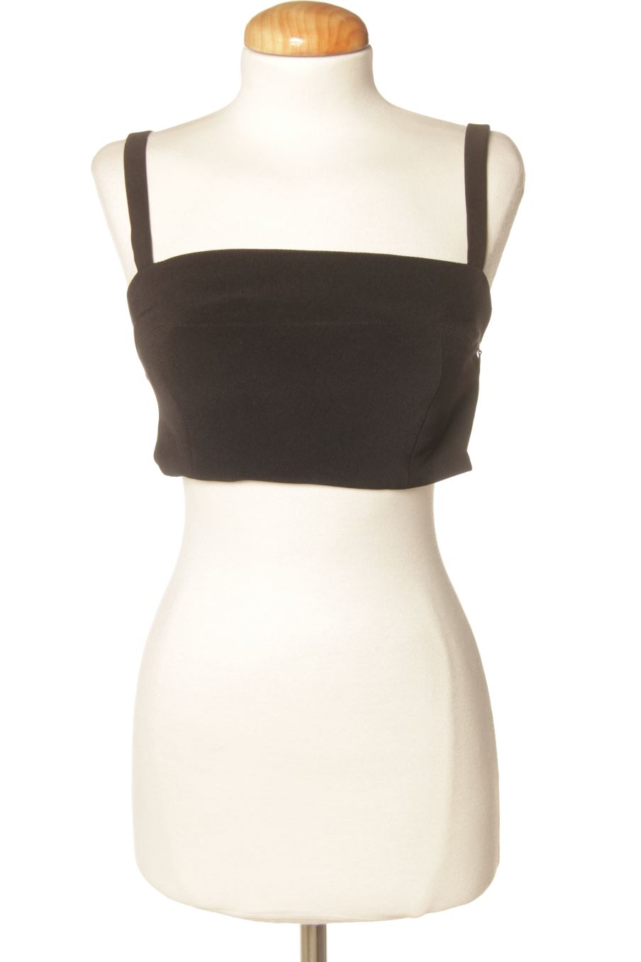 Top de Bershka de la talla S, de color negro
