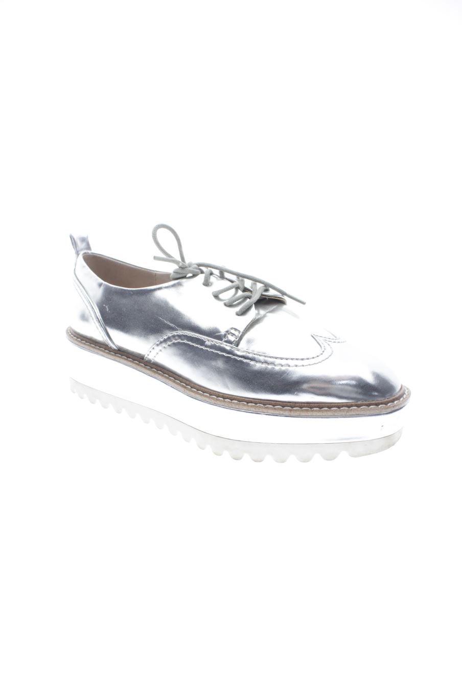 Chaussures plates de Zara de la taille 38, de couleur argenté de