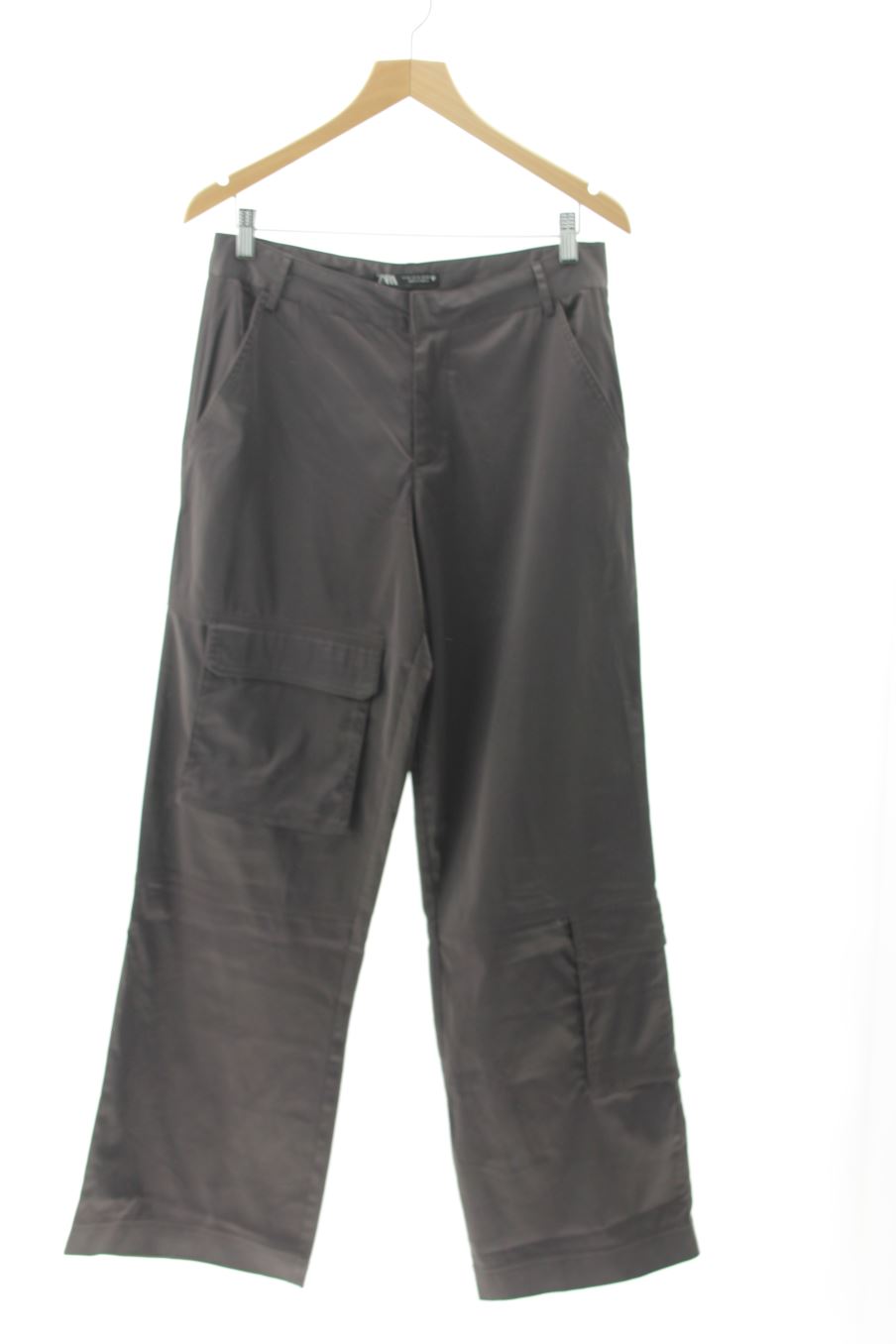 Pantalon Zara de la taille M, de couleur marron