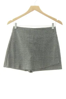 Shorts XS Stradivarius, photo 1 sur 2