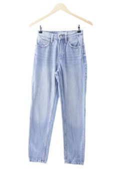 Jeans 32 Bershka, photo 1 sur 2