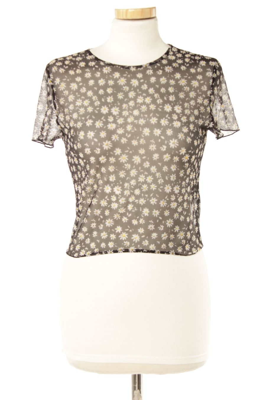 T-shirt H&M de la taille M, de couleur fleurs