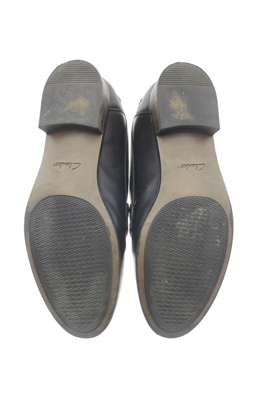 Zapatos de tacon de clarks de la talla 37, de color negro de