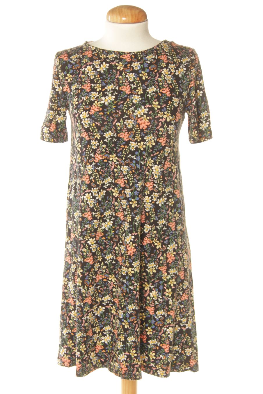 Vestido casual de Pull & Bear de la talla S, de color flores