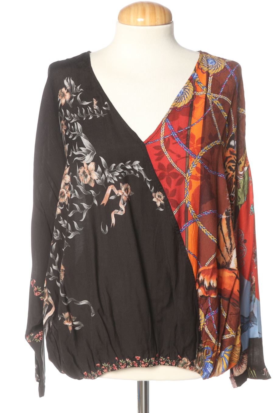 Blouse à manches longues Desigual de la taille M, de couleur imprimés