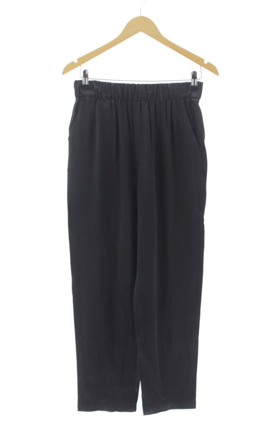 Pantalón de Zara de la talla XS, de color negro