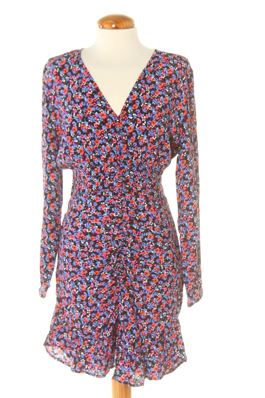 Robe de jour Zara de la taille M, de couleur fleurs