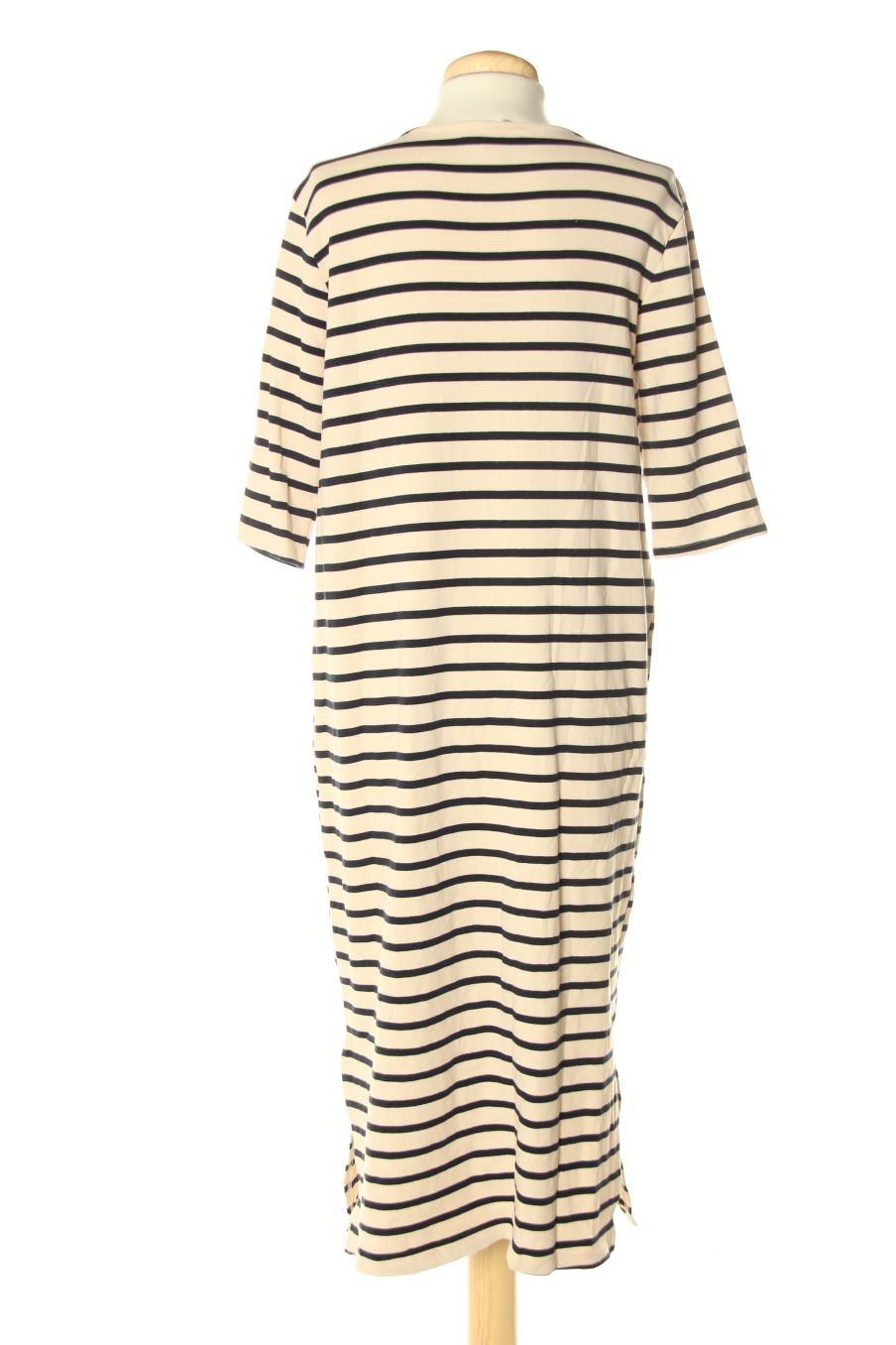 Robe casual H&M Premama de la taille M, de couleur rayures de femmes enceintes