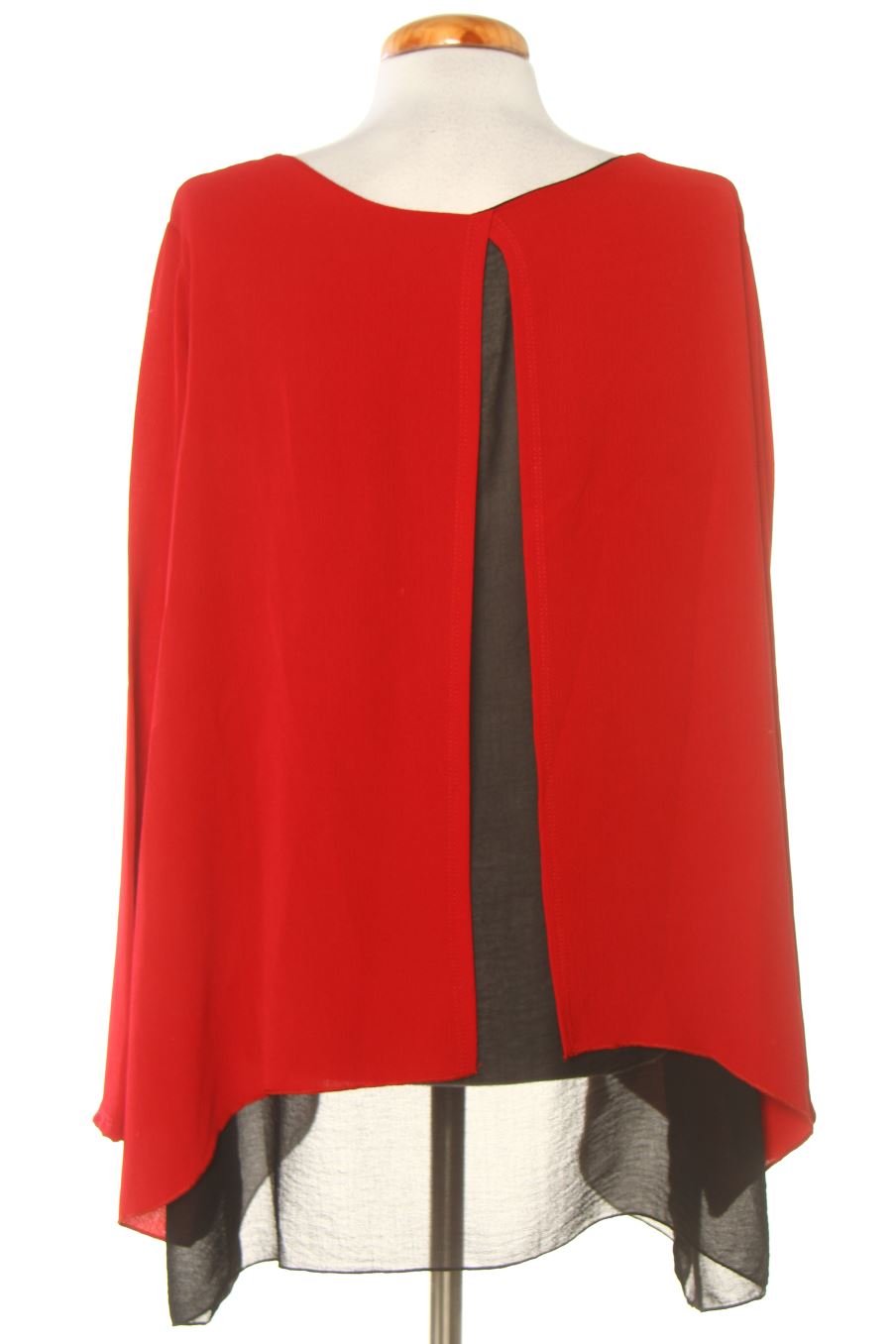 Blusa de manga larga de Zara de la talla XL, de color burdeos