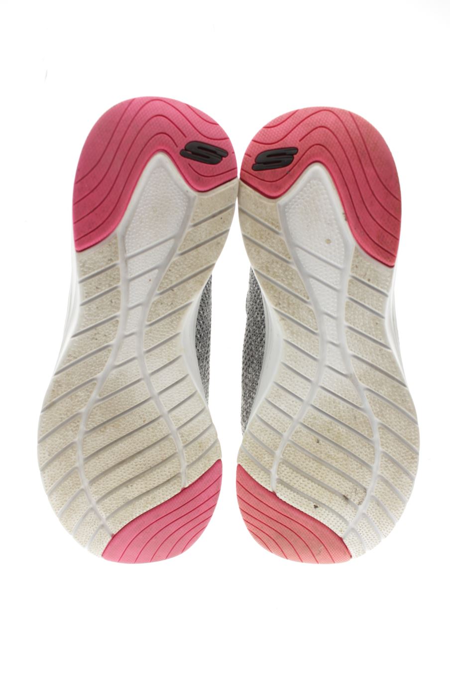 Deportivos de skechers de la talla 37, de color gris de
