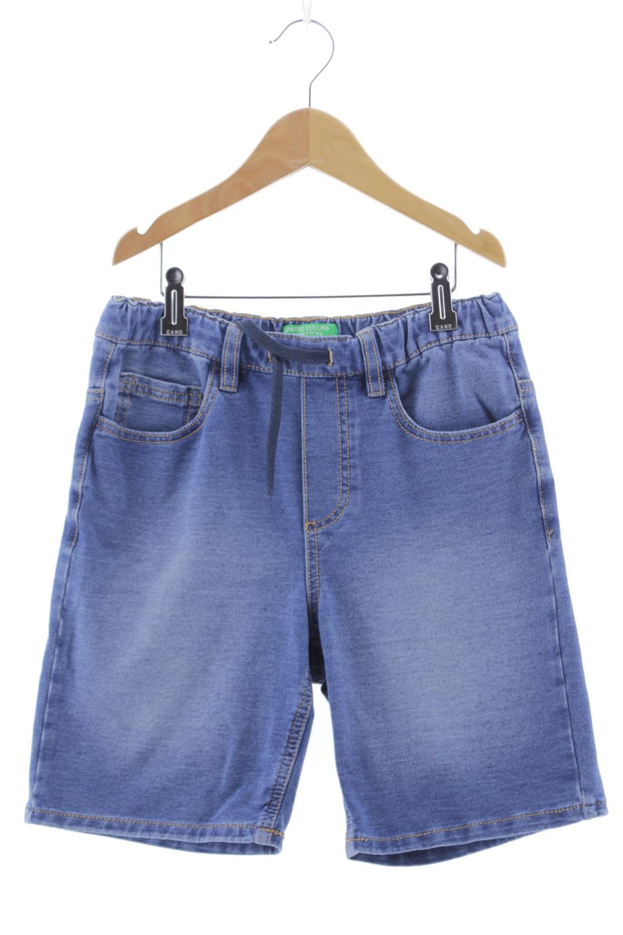 Short en jean Benetton de la taille 8 ans de denim de seconde main