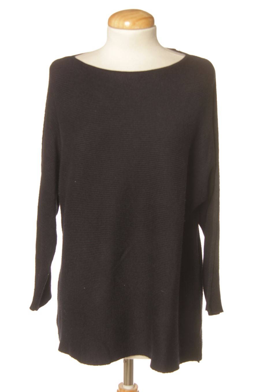 Pull H&M de la taille S, de couleur bleu marine