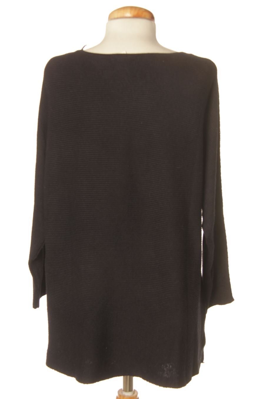 Pull H&M de la taille S, de couleur bleu marine