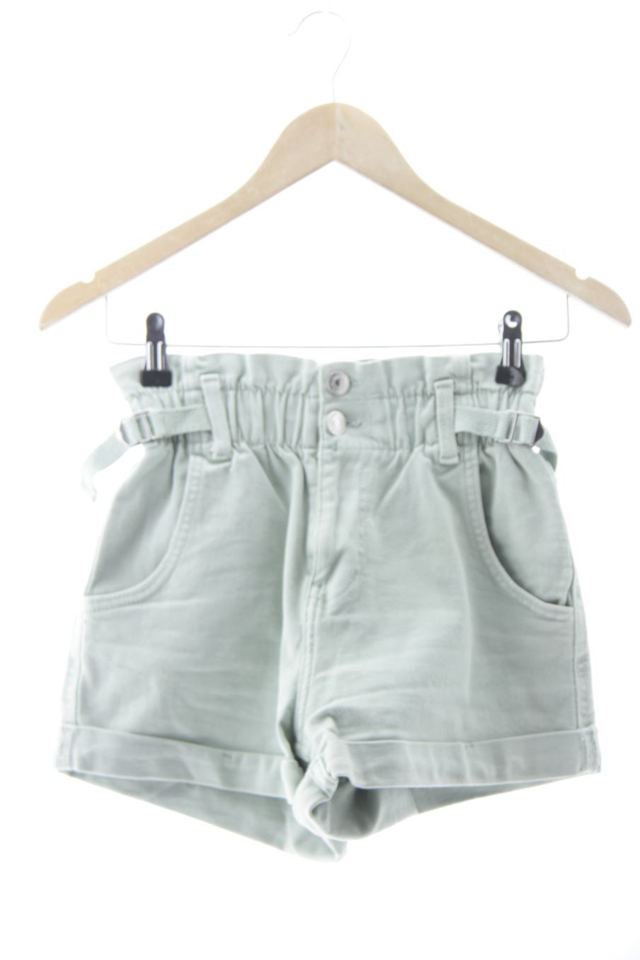 Shorts Bershka de la taille 32, de couleur vert de denim