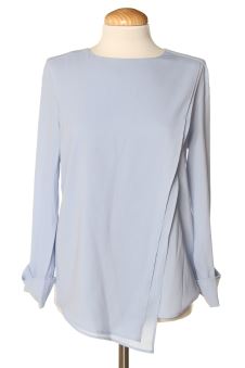 Blusa de manga larga S Sfera, foto 1 de 2
