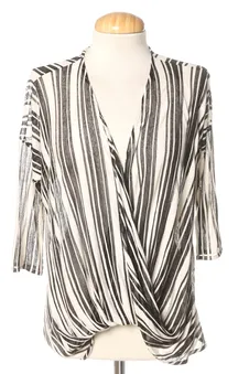 Blusa de manga corta M BIMBA Y LOLA, foto 1 de 2
