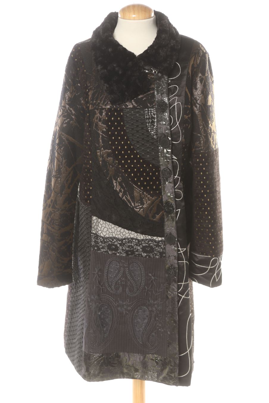 Manteau Desigual de la taille 46, de couleur imprimés