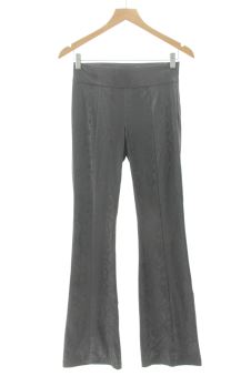 Pantalon 32 Stradivarius