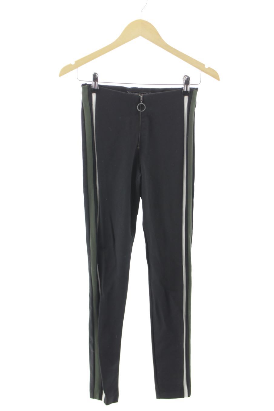 Legging de Zara de la talla S, de color negro