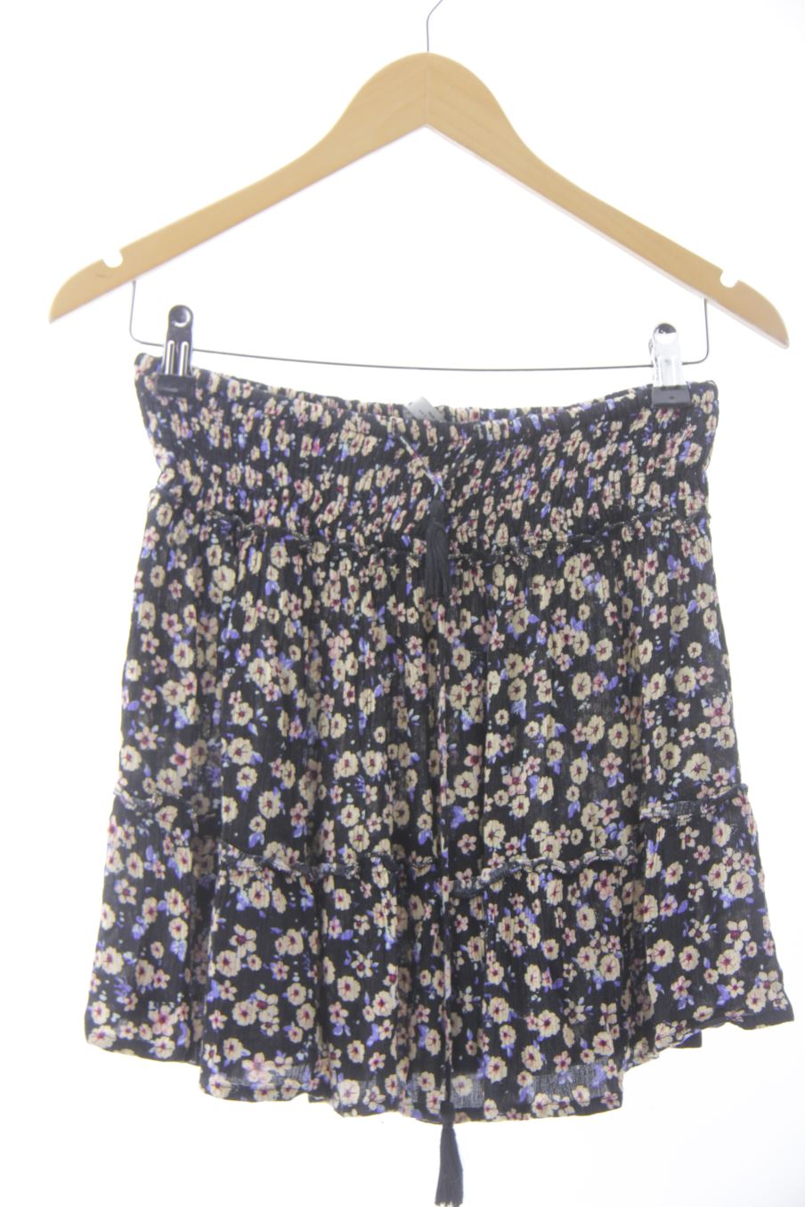 Falda de Pull & Bear de la talla S, de color flores