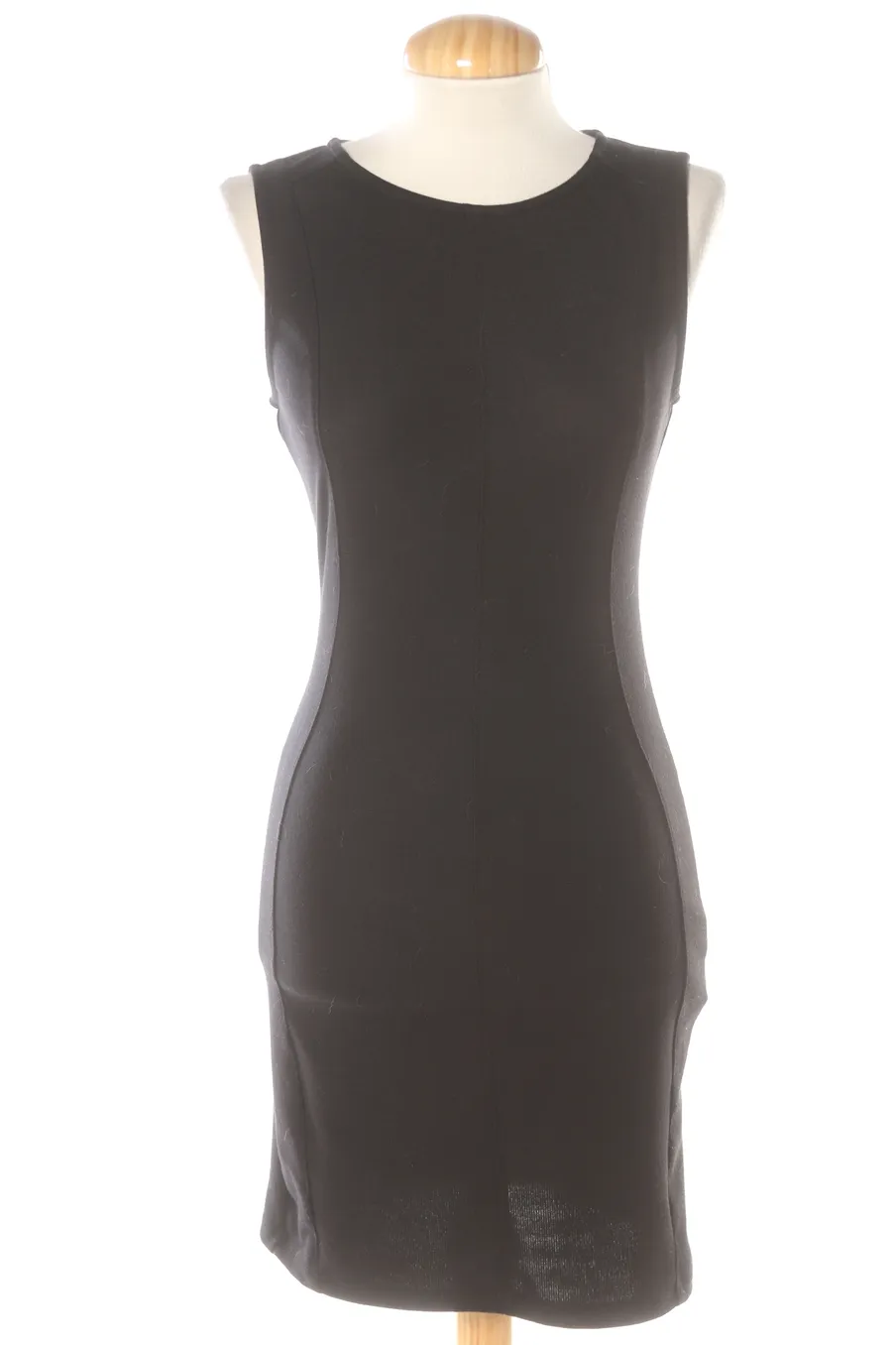Robe de jour Pull & Bear de la taille M, de couleur noir